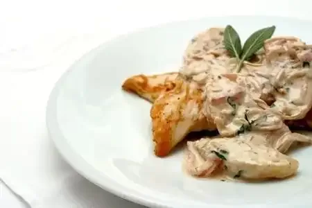 Receita de Frango com maçã e sálvia