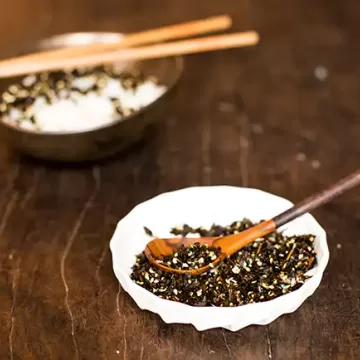 Furikake (tempero oriental de couve com gergelim)