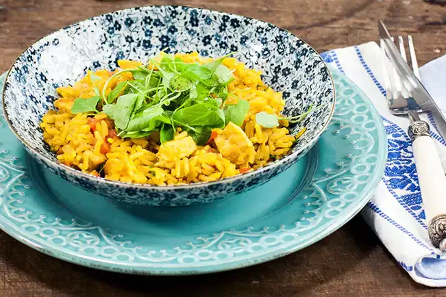 Receita de Galinhada a jato com saladinha de agrião