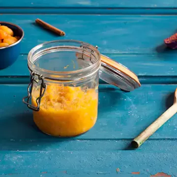 Geleia caseira de damasco