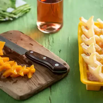 Gelinho de vinho rosé com carambola