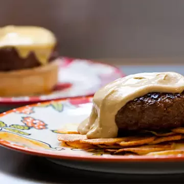 Hambúrguer com galete de batata