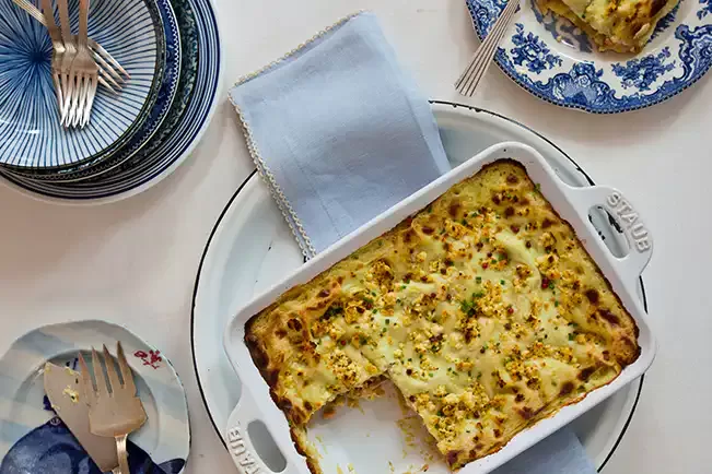 Receita de Lasanha de salmão com molho de raiz-forte