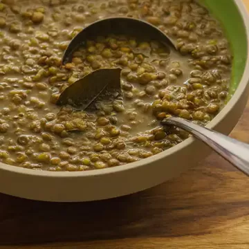 Lentilha na pressão com cúrcuma e cominho