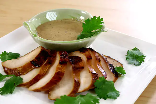 Leque de frango ao molho de castanha-de-caju