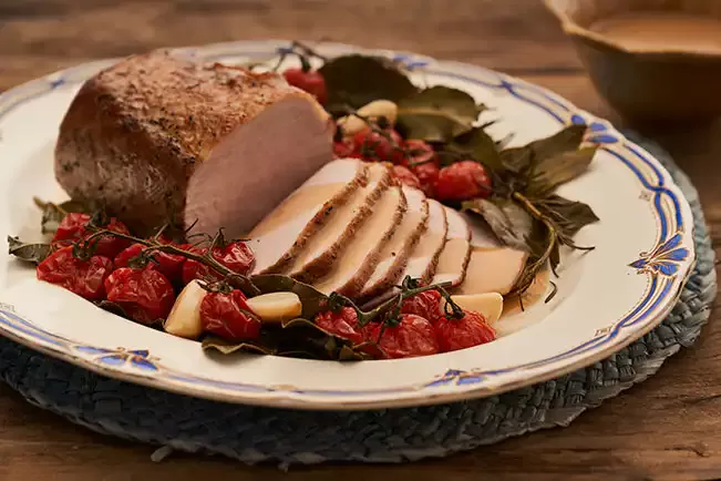 Receita de Lombo assado com tomates e ervas