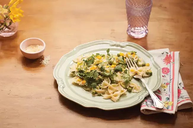 Receita de Macarrão primavera em uma panela só