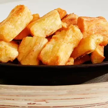 Mandioca frita