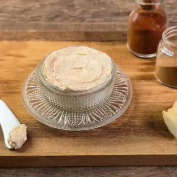 Manteiga de gengibre, canela e pimenta
