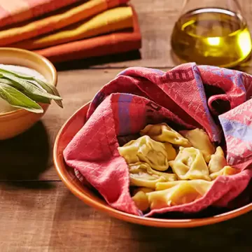 Massa caseira para rechear (ravióli)