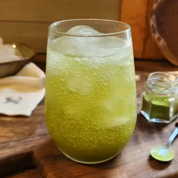 Matcha soda