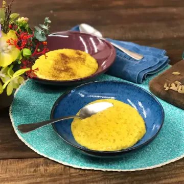 Mingau de aveia com cúrcuma