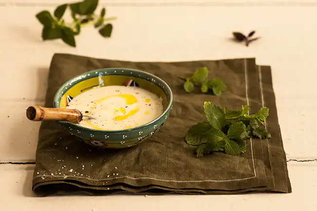 Molho de iogurte para salada