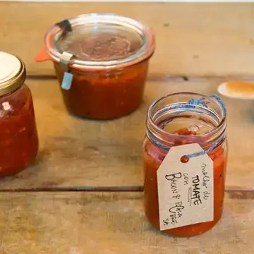 Molho de tomate com bacon e pimenta calabresa