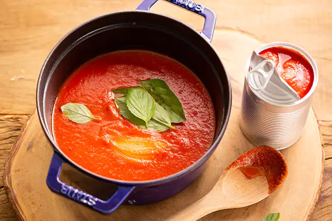 Molho de tomate pelado