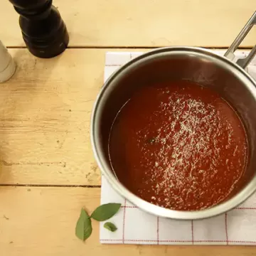 Molho de tomate rápido