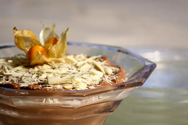 Musse de chocolate preto e branco