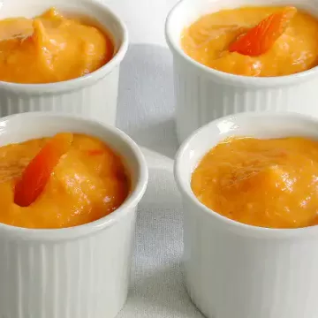 Musse de damasco com iogurte