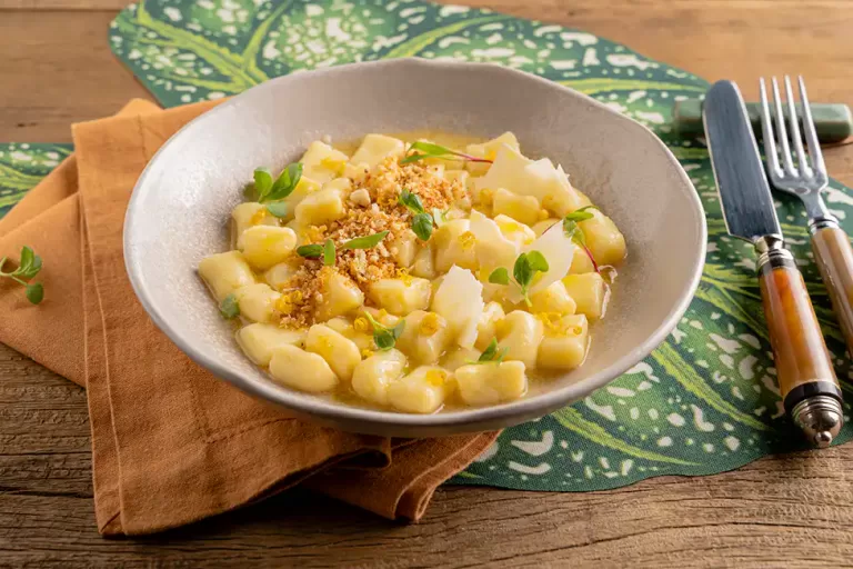 Receita de Nhoque com molho de limão