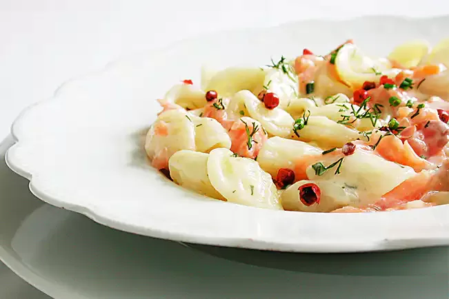Receita de Orecchiette com salmão defumado