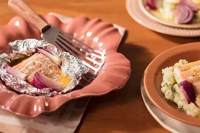 Receita de Papilote de salmão com laranja