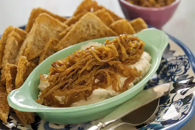 Pasta de cebola caramelizada