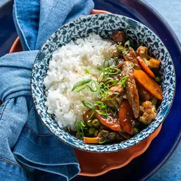 Picadinho oriental com couve-flor