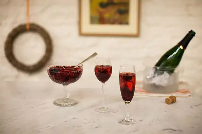 Prosecco com frutas vermelhas