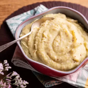 Purê de batata-doce com mostarda