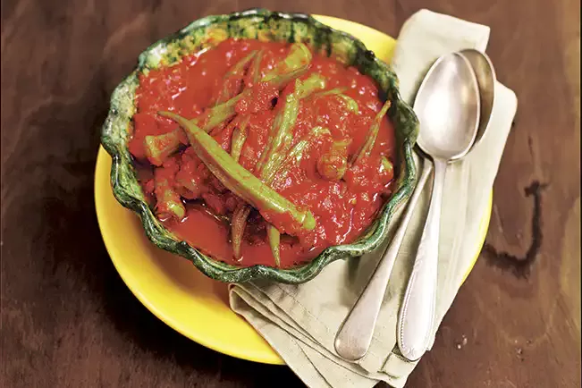Receita de Quiabo cozido no molho de tomate