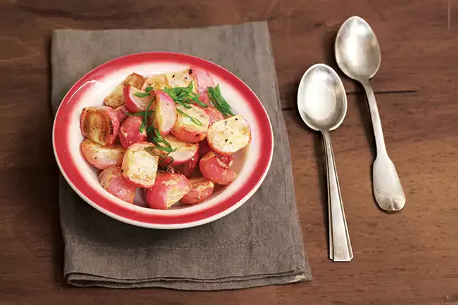 Receita de Rabanete assado com molho de mostarda