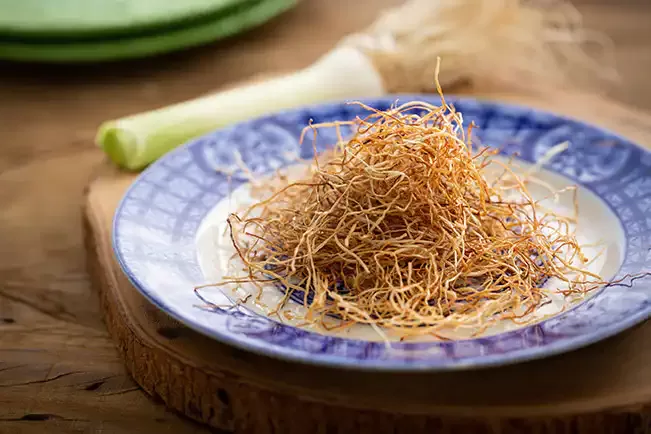 Receita de Raiz de alho-poró frita