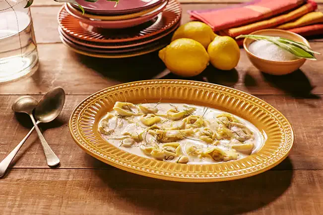 Receita de Ravióli plin de carne de panela com molho de limão