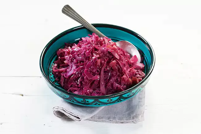Receita de Repolho roxo com maçã