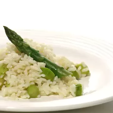 Risoto de aspargos e parmesão