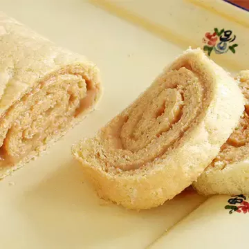 Rocambole (pão de ló com fécula de batata)