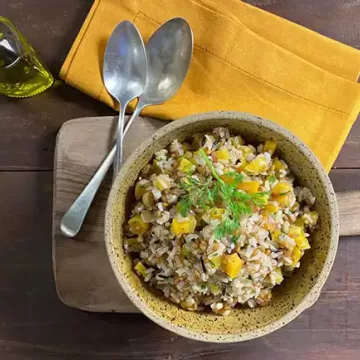 Salada de arroz sete cereais com damasco