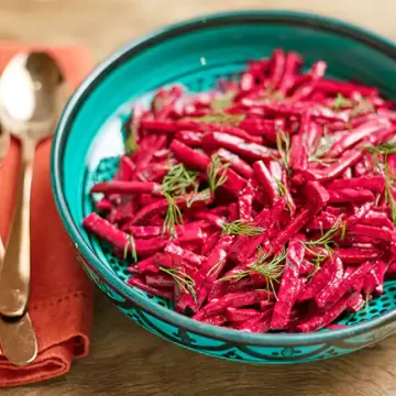 Salada de beterraba assada com tahine