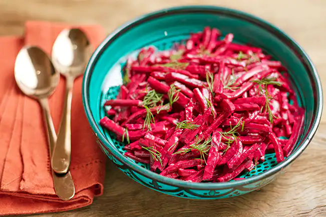 Salada de beterraba assada com tahine