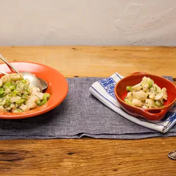 Salada de cogumelos frescos com salsão