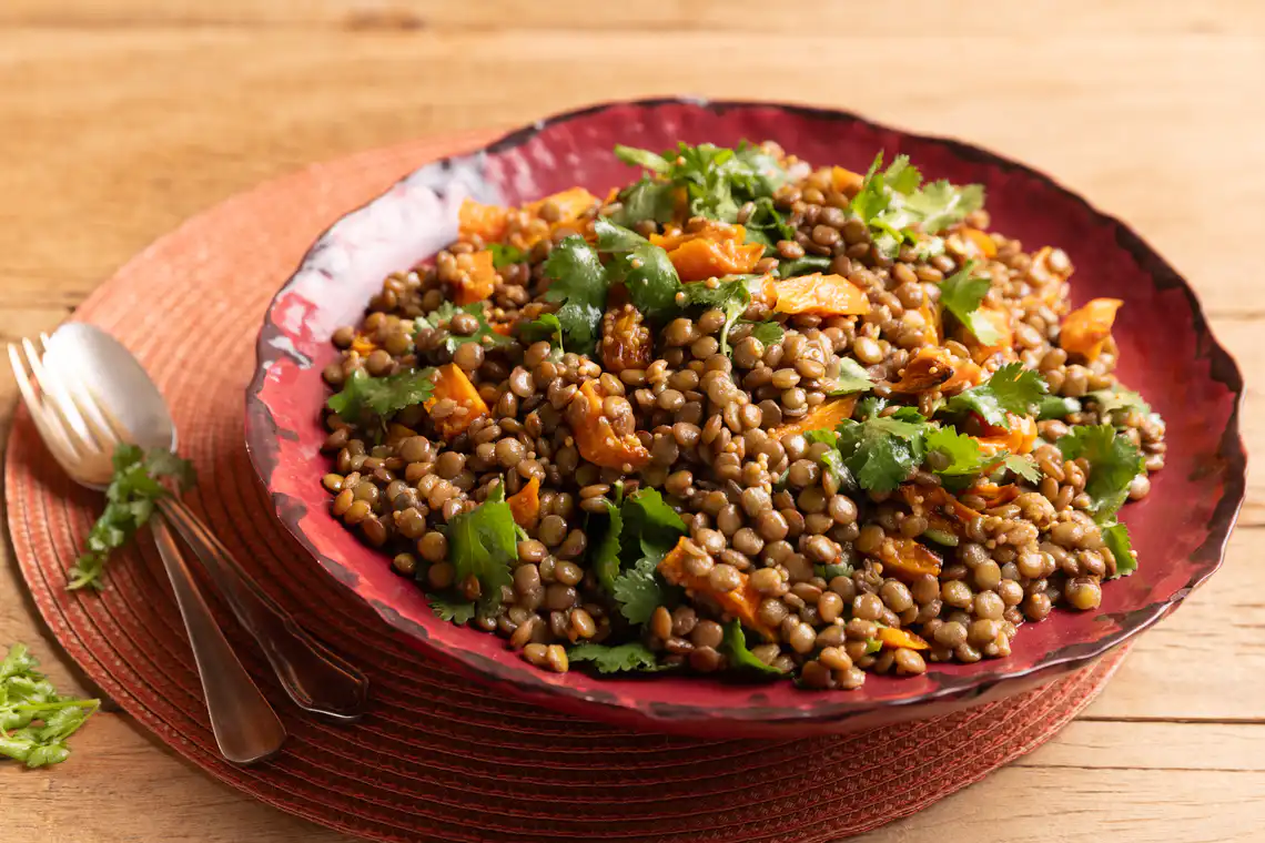 Salada de lentilha com cenoura assada na Air Fryer da Rita Lobo