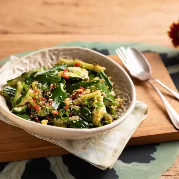 Salada de pepino ao murro
