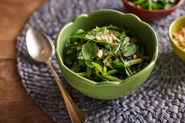 Salada de pepino marinado