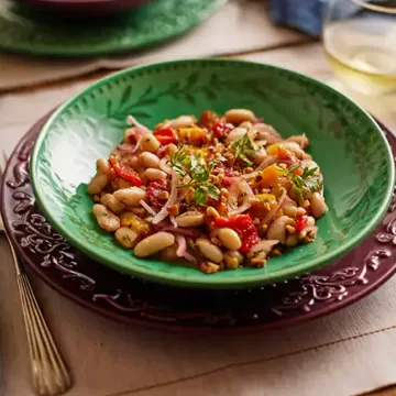 Salada de pimentão assado com feijão-branco na Air Fryer da Rita Lobo