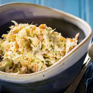 Salada de repolho americana (coleslaw)