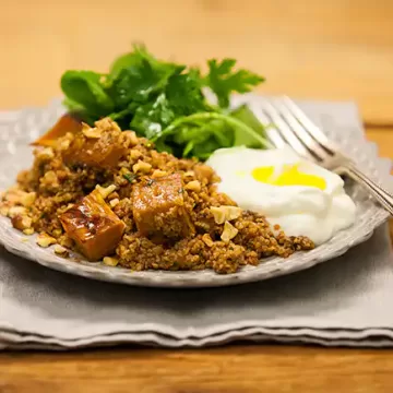 Salada de trigo com abóbora assada