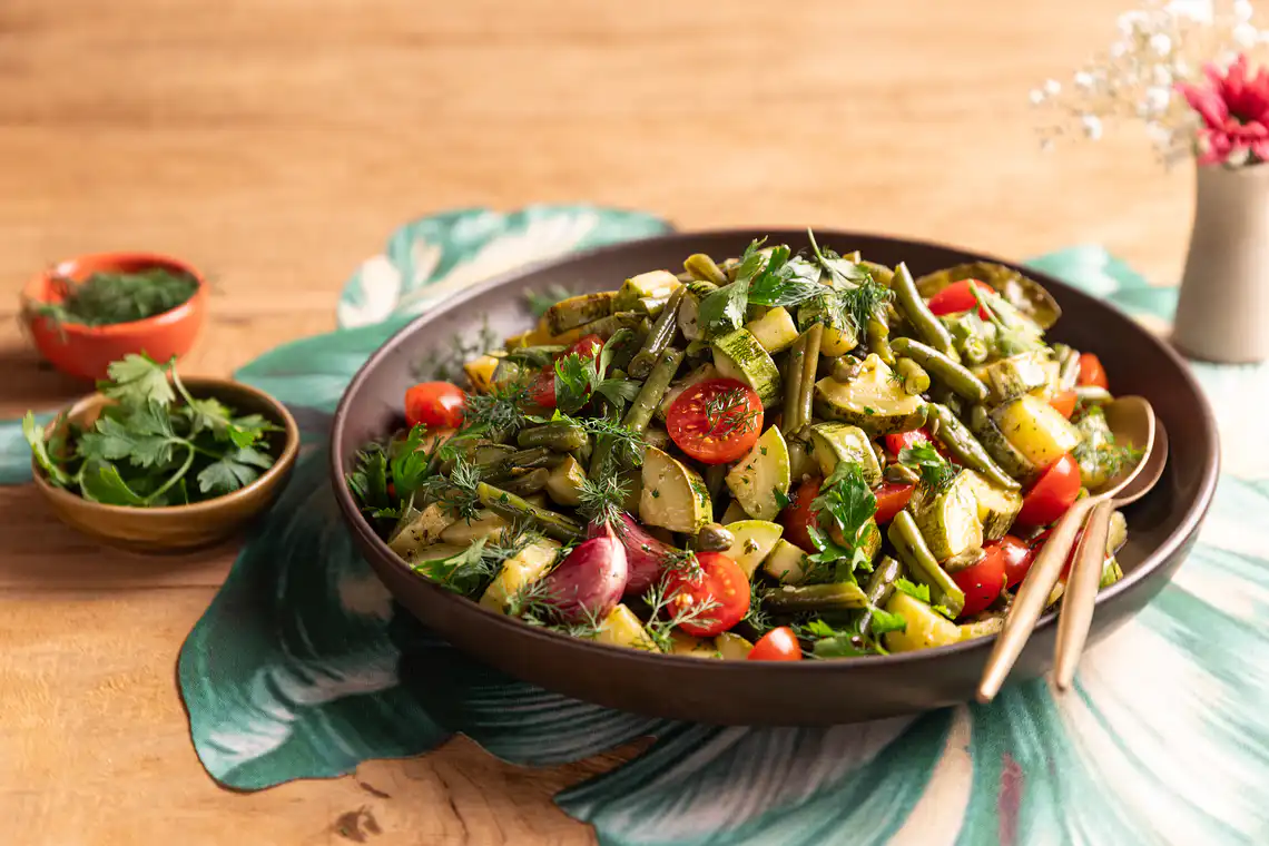 Salada de verdes assados com tomates