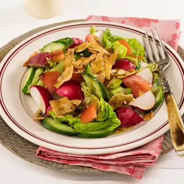Salada Fatuche com alface
