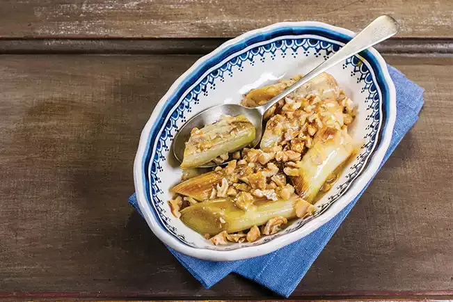 Receita de Salada morna de alho-poró