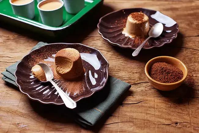 Receita de Semifredo de doce de leite com café
